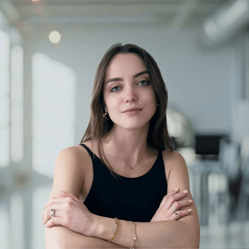 Clara Aldegunde de Lunasa Space